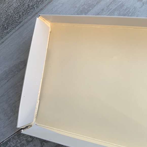 Marc Fisher Gift Wrap Packaging Shoe Box Storage - Picture 6 of 12